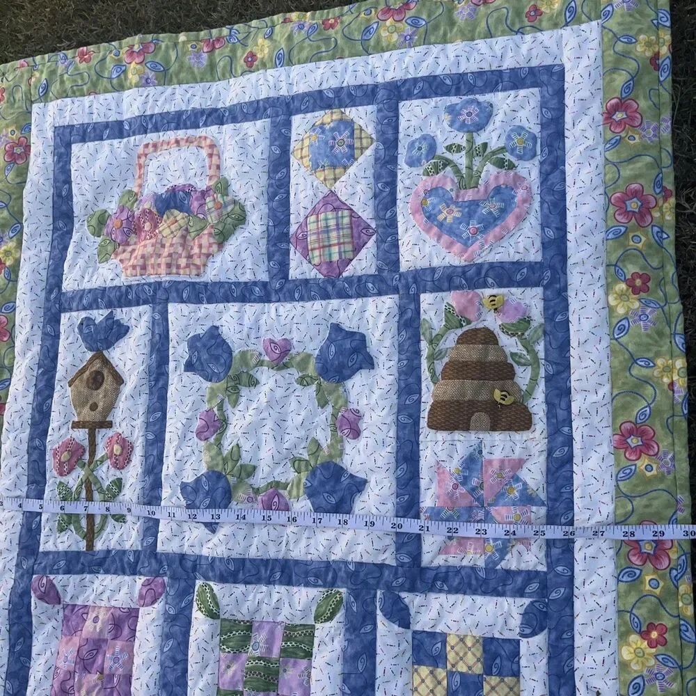 Amy’s Sampler Original Brandywine Design Quilt Multicolor 41” Tall Cottage Core